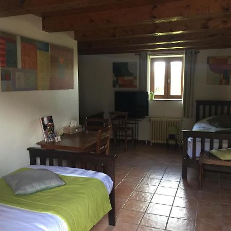 Le Moulin De Champagne Panzió Viriat Kültér fotó